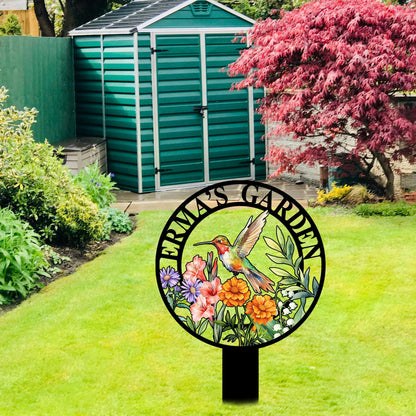 Custom Hummingbird Garden Sign with Flowers,Garden Metal Stake with Bird,Personalized Garden Decor,Hummingbird Yard Sign,Gardener Name Sign